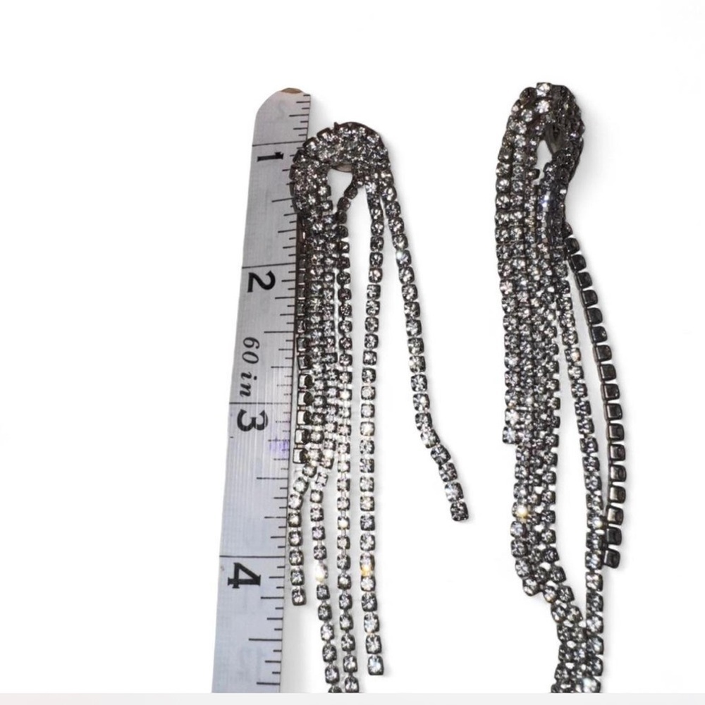 Elegant Silver Dangle Earrings - Picture 2 of 3